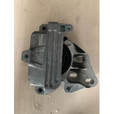 BAŞKAN TİC.MERCEDES  A2472403200 B W247 - A W177 - CLA W118  ŞANZUMAN TAKOZ 2472403200